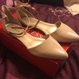 Guess Beige GFLaura Flats size 7.5M